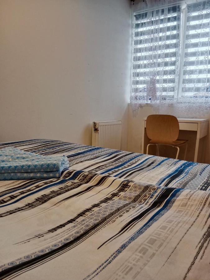 Bed and Breakfast La Madriguera Рашин Экстерьер фото